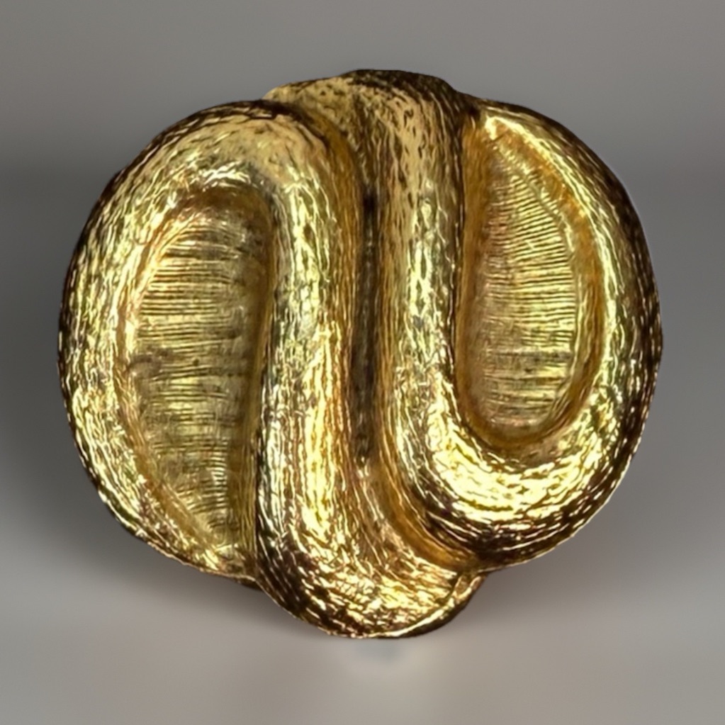Vintage Aged Goldtone Stamped Musi Scarf Clip